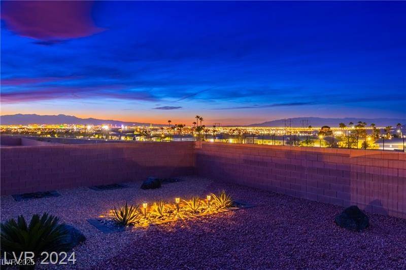 Henderson, NV 89015,408 Dalton Crest ST