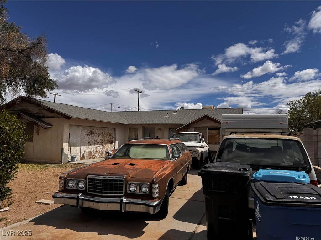Las Vegas, NV 89107,212 Hinkle ST