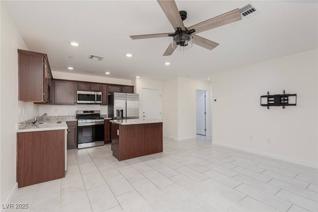 Henderson, NV 89011,835 Jigglypuff PL