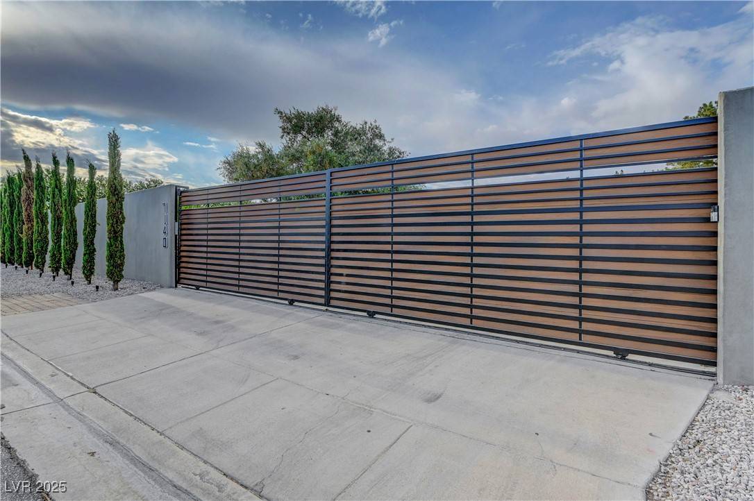Las Vegas, NV 89117,7140 Palmyra Ave