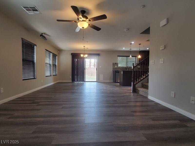 Henderson, NV 89002,1166 PARADISE SAFARI DR