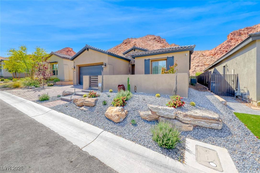 Henderson, NV 89011,125 Mirage View DR