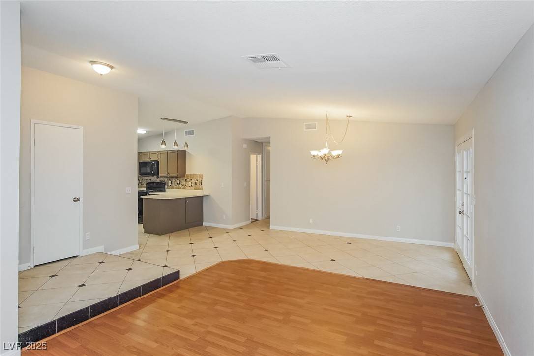 Las Vegas, NV 89119,1071 Placerville ST
