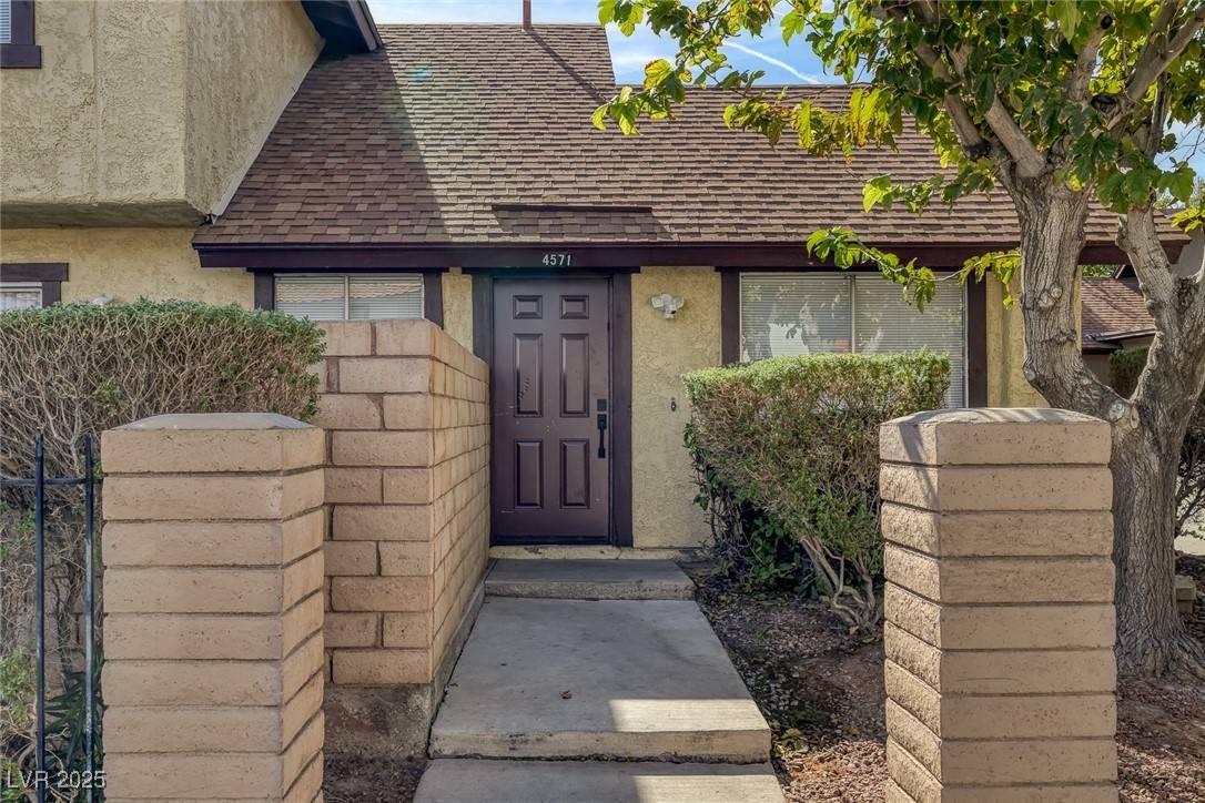 Las Vegas, NV 89102,4571 Sirius AVE