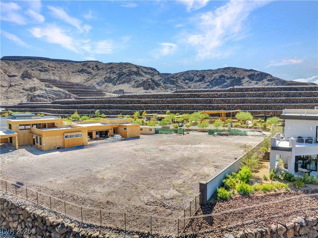 Henderson, NV 89012,12 Sanctuary Peak CT