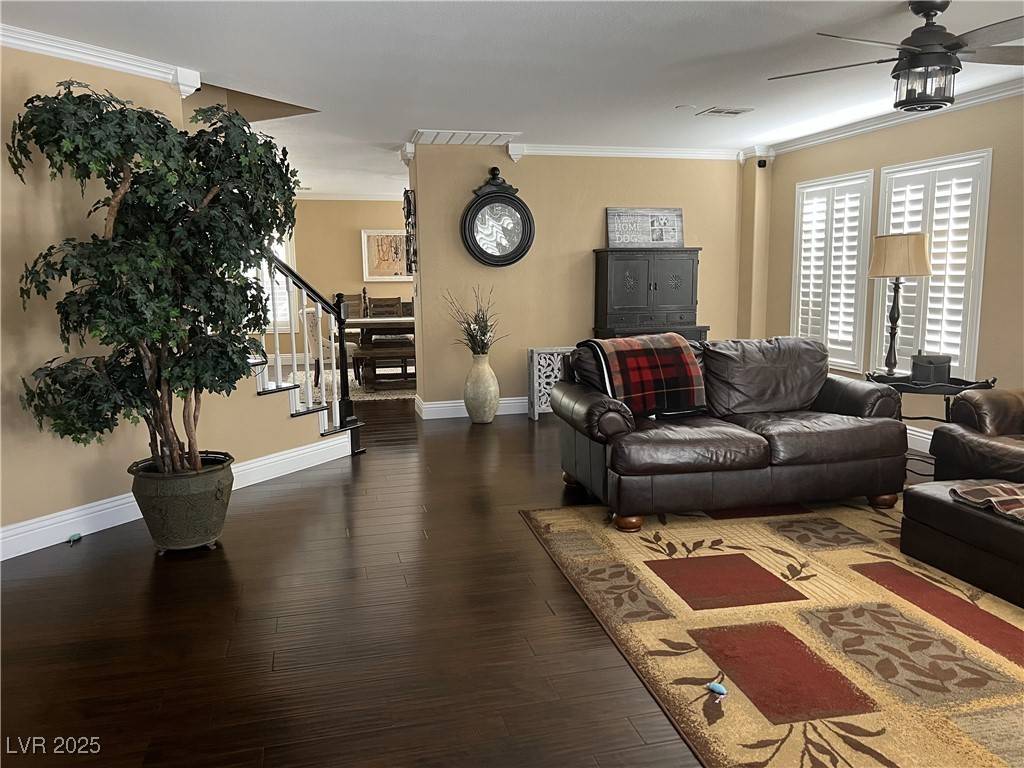 Las Vegas, NV 89131,5516 Coyote Falls CT