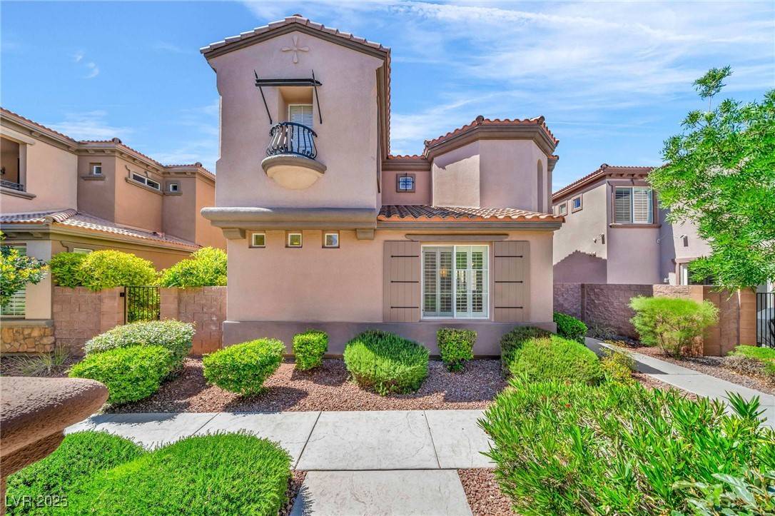 Las Vegas, NV 89135,2432 Granada Bluff CT