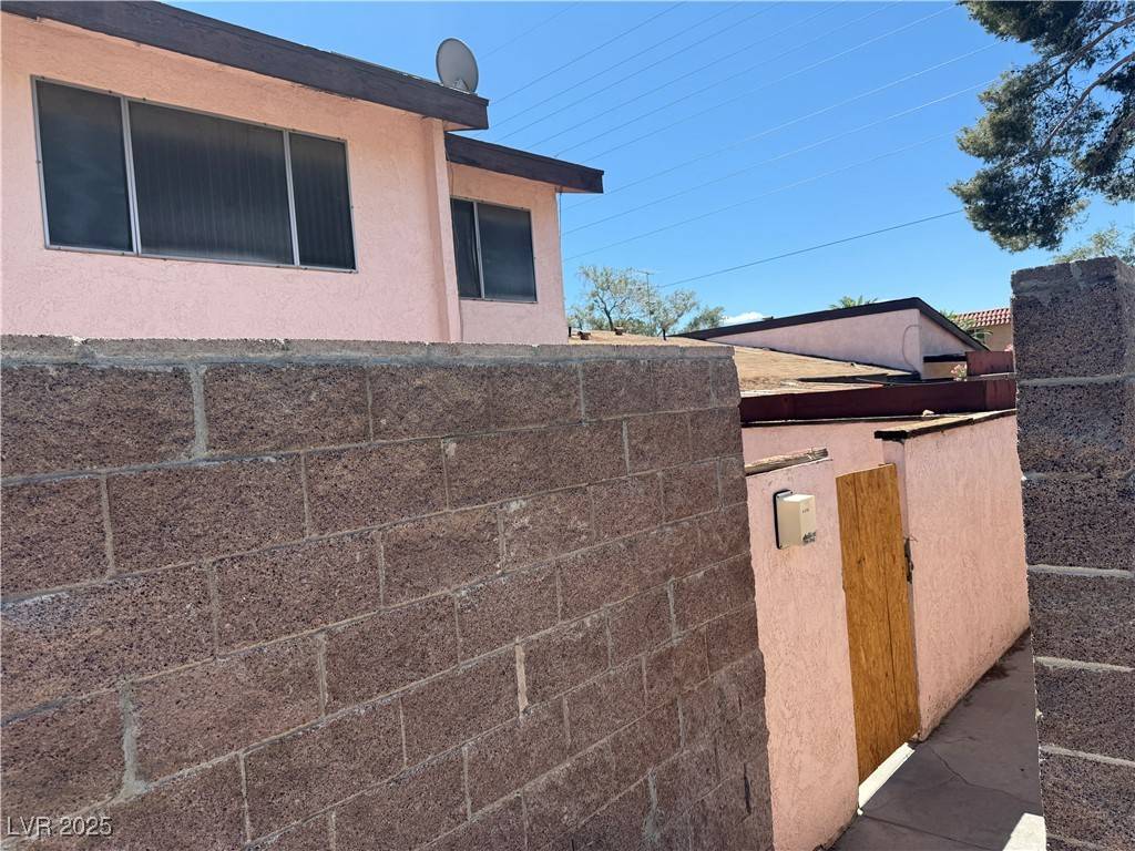 Las Vegas, NV 89119,4378 Caliente ST