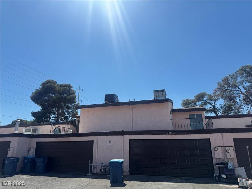 Las Vegas, NV 89119,4378 Caliente ST