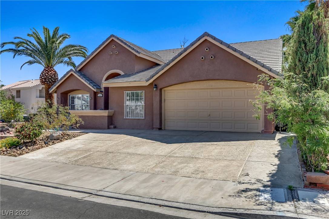 Henderson, NV 89014,322 Salinas DR