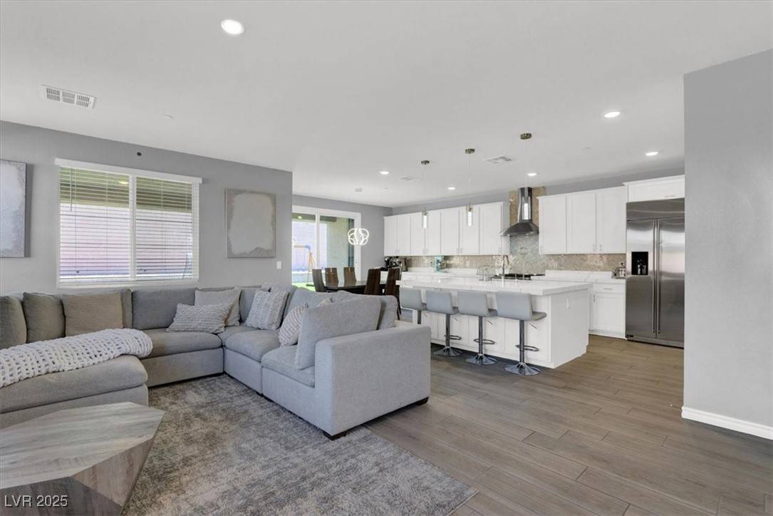 Henderson, NV 89012,1297 Ventura Cliffs AVE