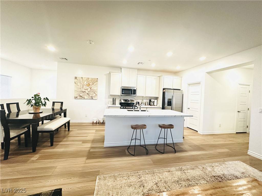Las Vegas, NV 89138,600 N Carriage Hill DR #2035