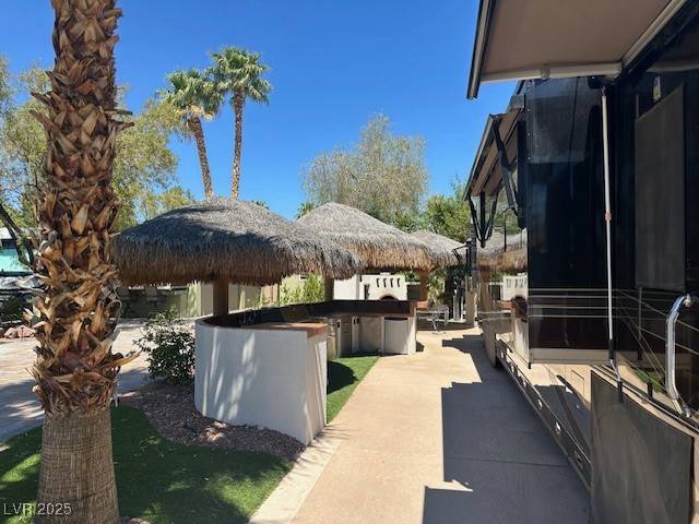 Las Vegas, NV 89139,8175 Arville ST #52