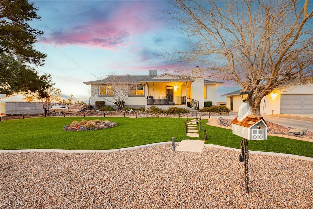 Henderson, NV 89015,200 E Desert Rose DR