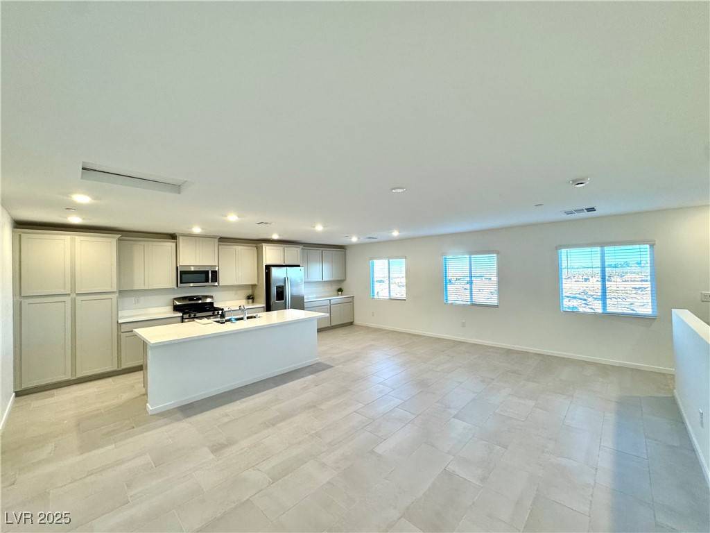 Las Vegas, NV 89143,9246 Elena Hills LN