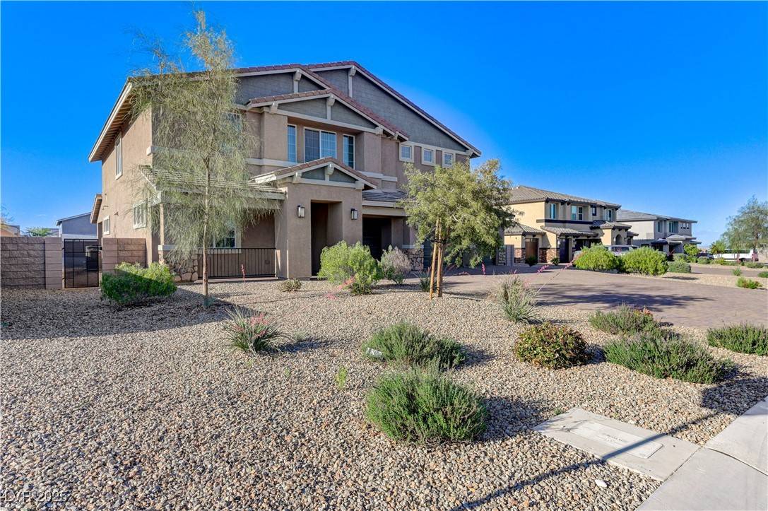 Las Vegas, NV 89113,7572 Mount Spokane CT