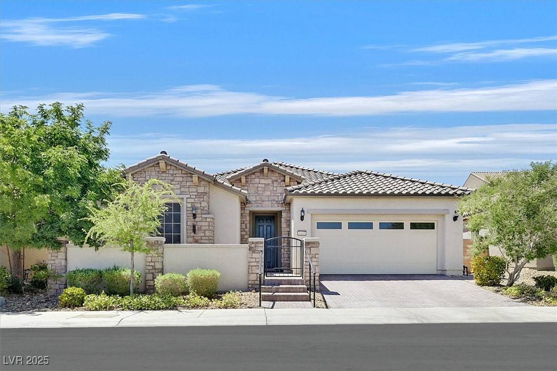 Las Vegas, NV 89166,8405 Canyon Crevasse ST