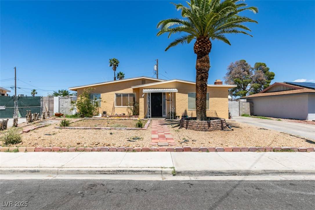 Las Vegas, NV 89107,513 Berry CIR