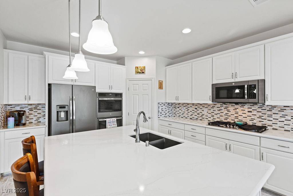 Las Vegas, NV 89166,10127 Knotty Skye AVE