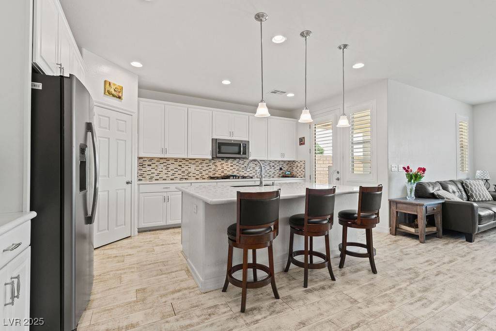 Las Vegas, NV 89166,10127 Knotty Skye AVE