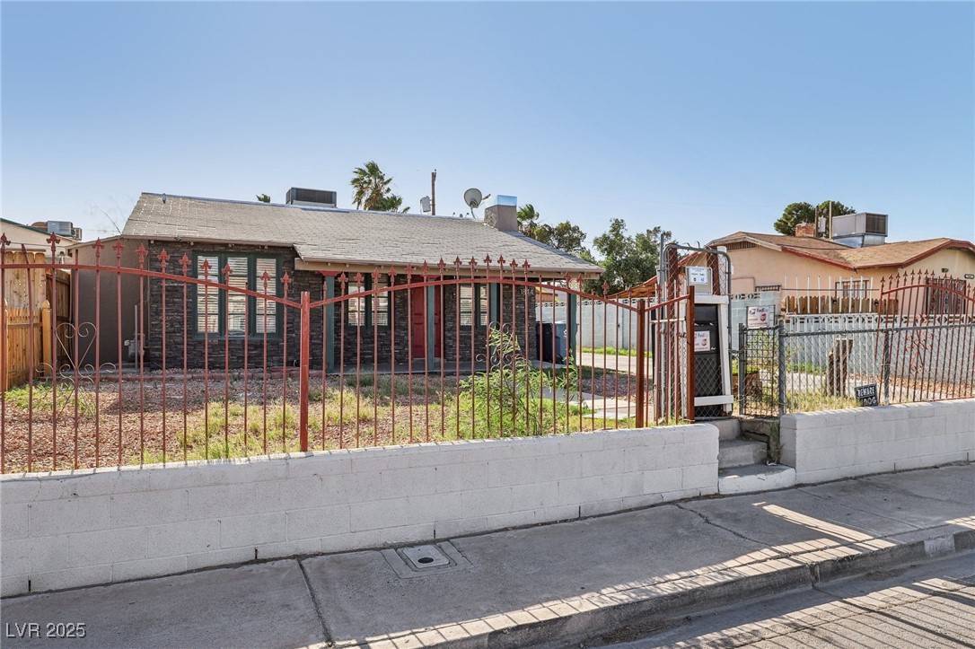 North Las Vegas, NV 89030,1844 Yale ST