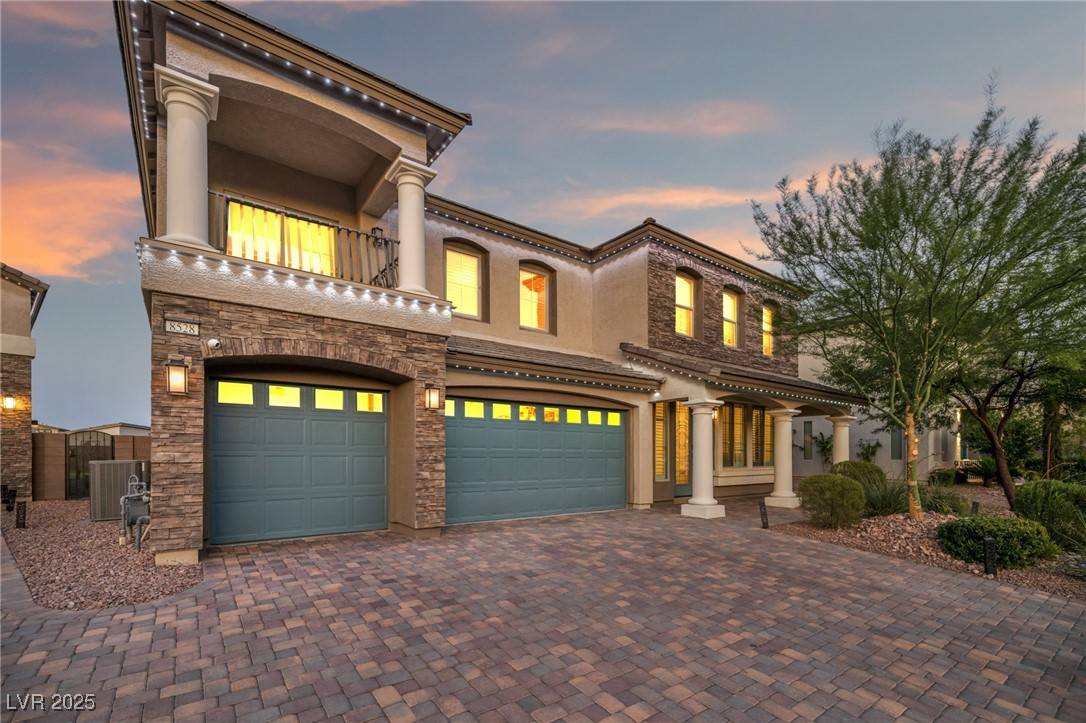 Las Vegas, NV 89113,8528 Baltimore Heights CT