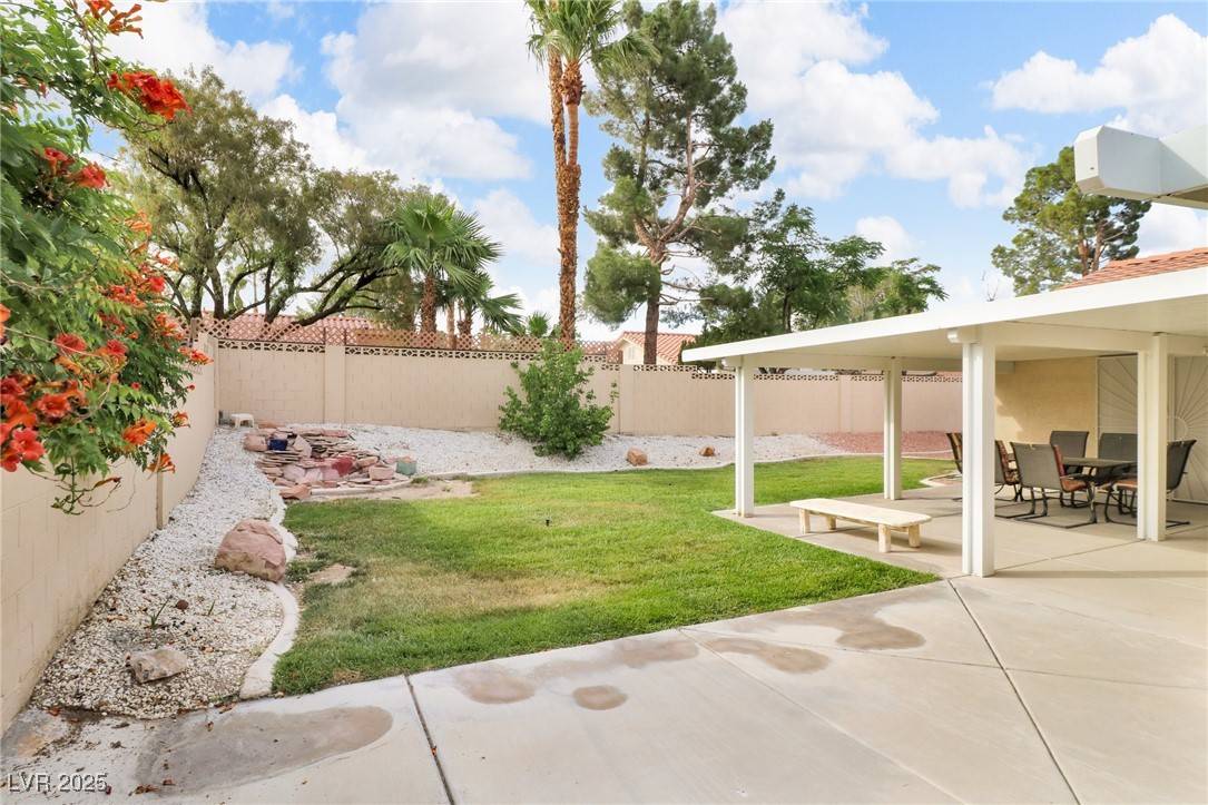 Las Vegas, NV 89117,8316 Vibrant Dr