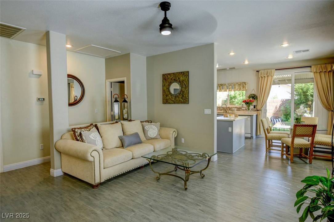 Las Vegas, NV 89141,3048 Scalise CT