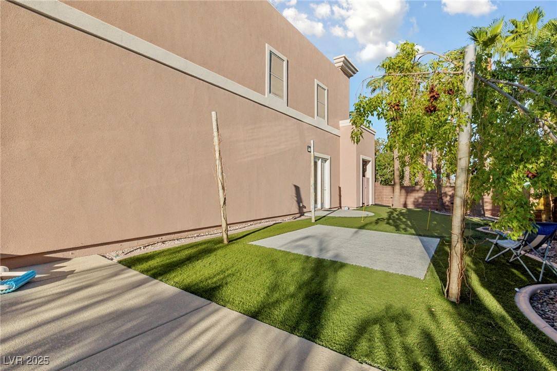 Las Vegas, NV 89118,5691 Deer Creek Falls CT