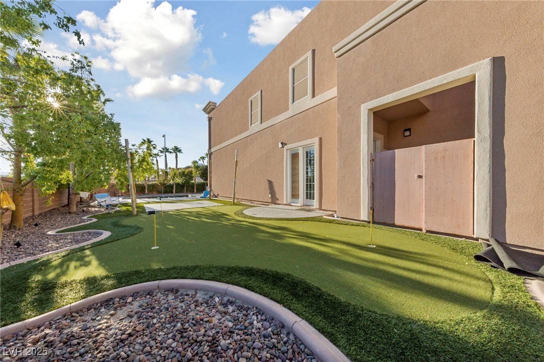 Las Vegas, NV 89118,5691 Deer Creek Falls CT