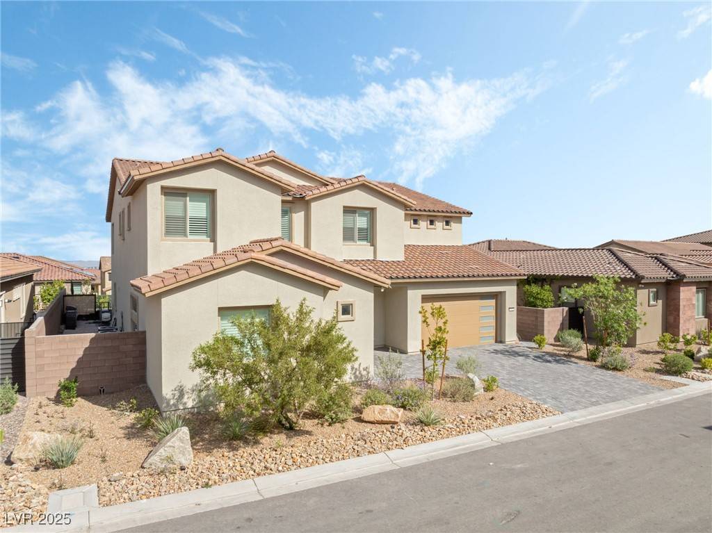 Las Vegas, NV 89138,212 Harris Peak ST