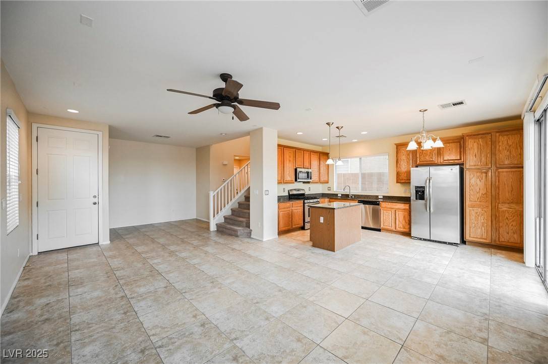 Las Vegas, NV 89166,10612 Nantucket Ridge AVE