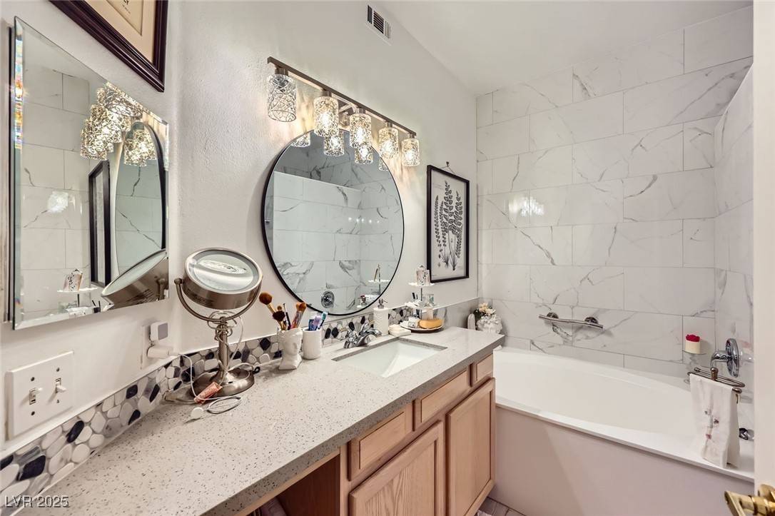 Henderson, NV 89014,2050 W Warm Springs RD #3211