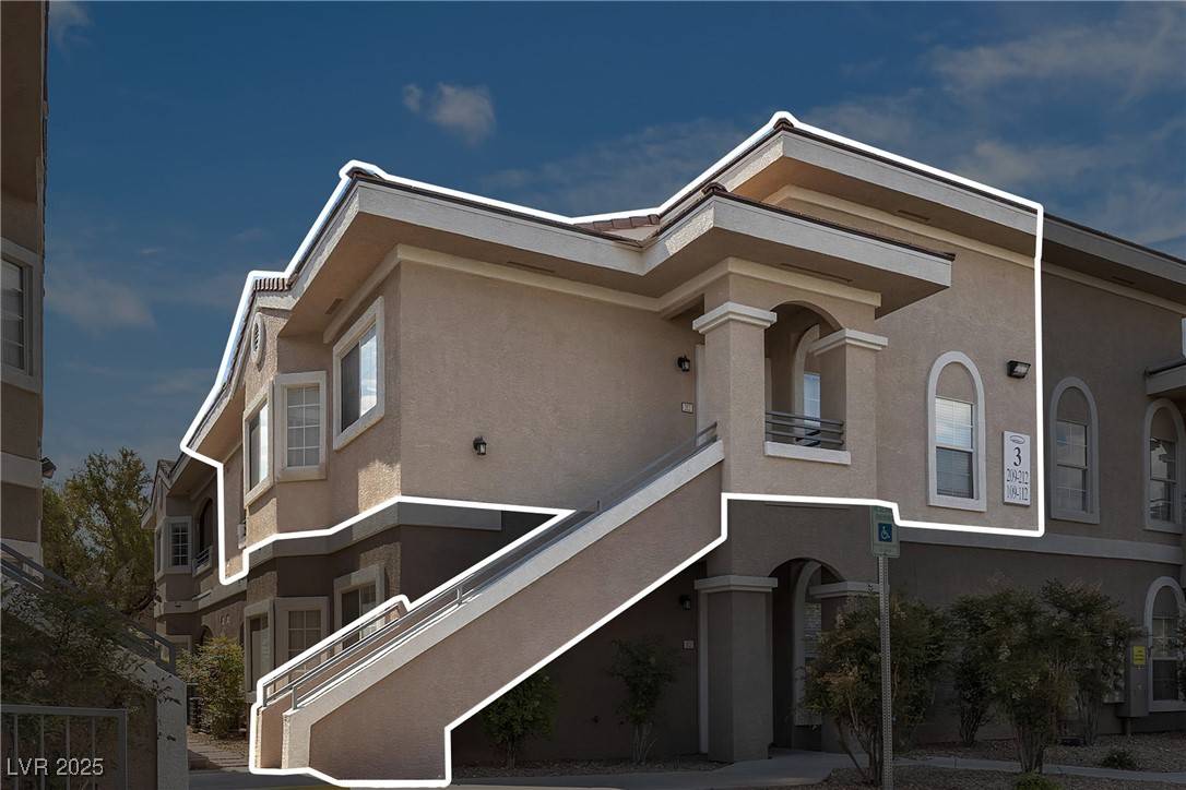 Las Vegas, NV 89148,9330 W Maule AVE #212