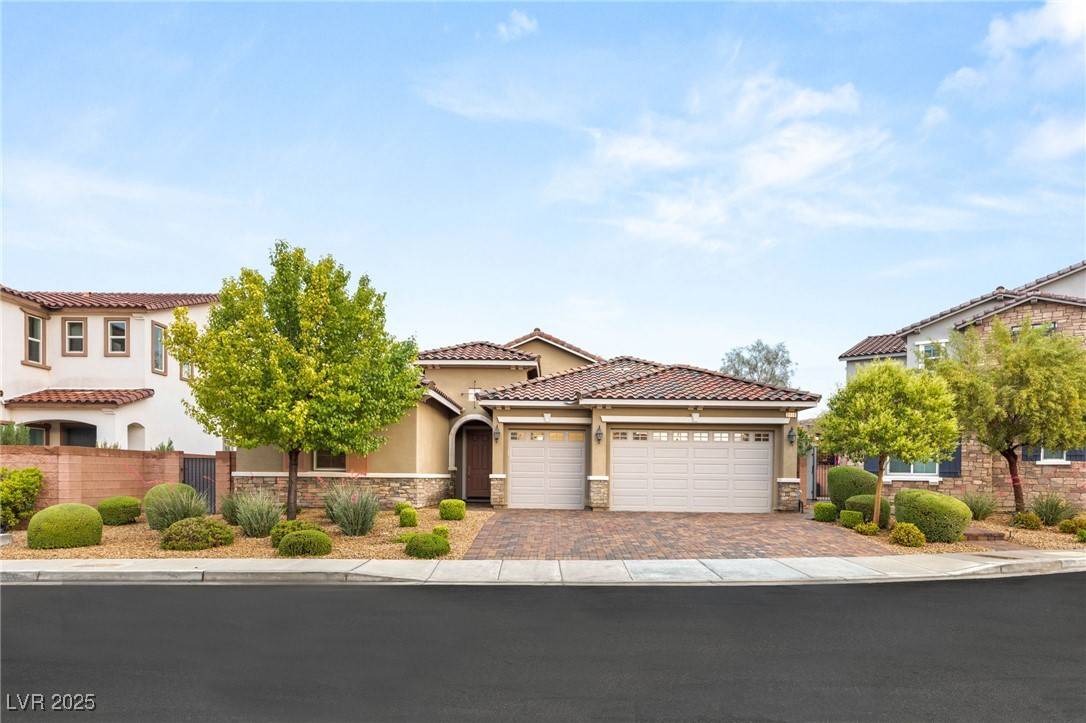 Henderson, NV 89044,2116 Canvas Edge DR