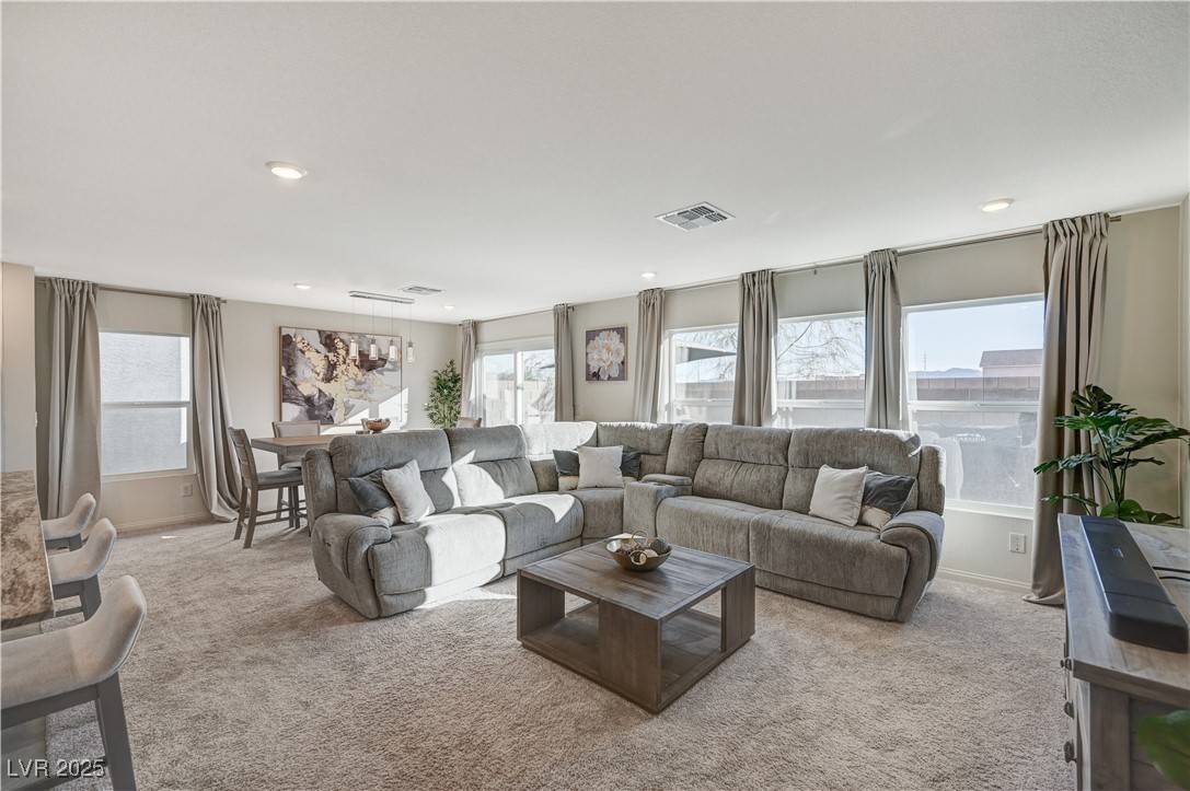 Las Vegas, NV 89139,4977 Birchland Manor AVE