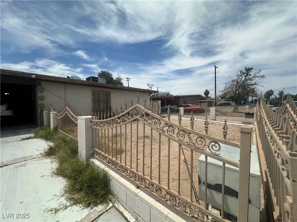 Las Vegas, NV 89104,2300 Pardee PL
