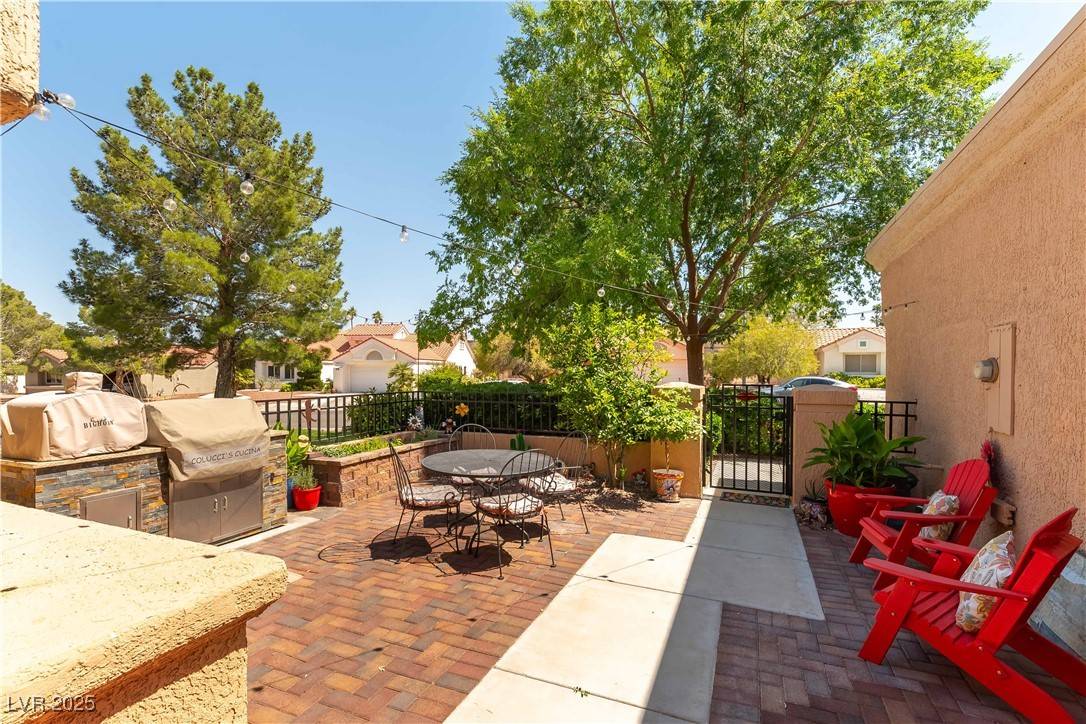 Las Vegas, NV 89134,8516 Millsboro DR