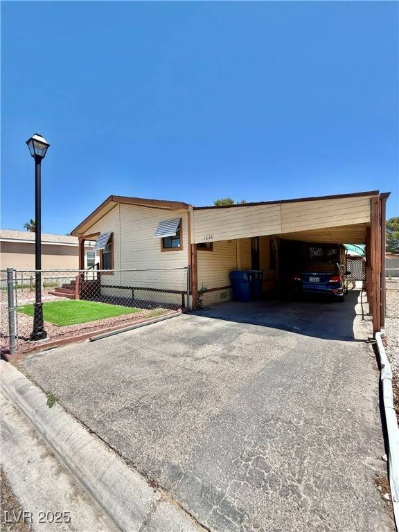 Las Vegas, NV 89115,1830 Quintearo ST