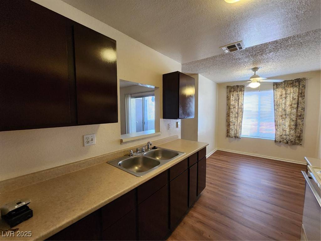 Las Vegas, NV 89121,2773 Sidewinder LN #B