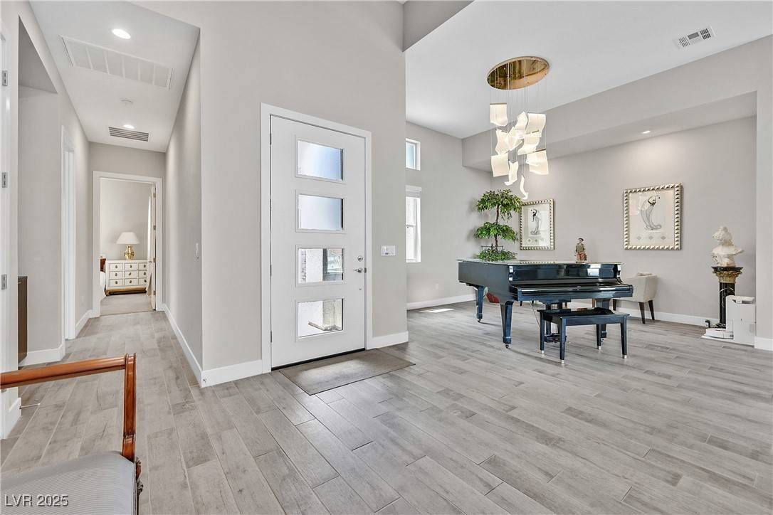 Las Vegas, NV 89135,6184 Willow Rock ST