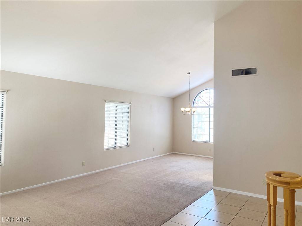 Las Vegas, NV 89128,8432 Apple Hill CT