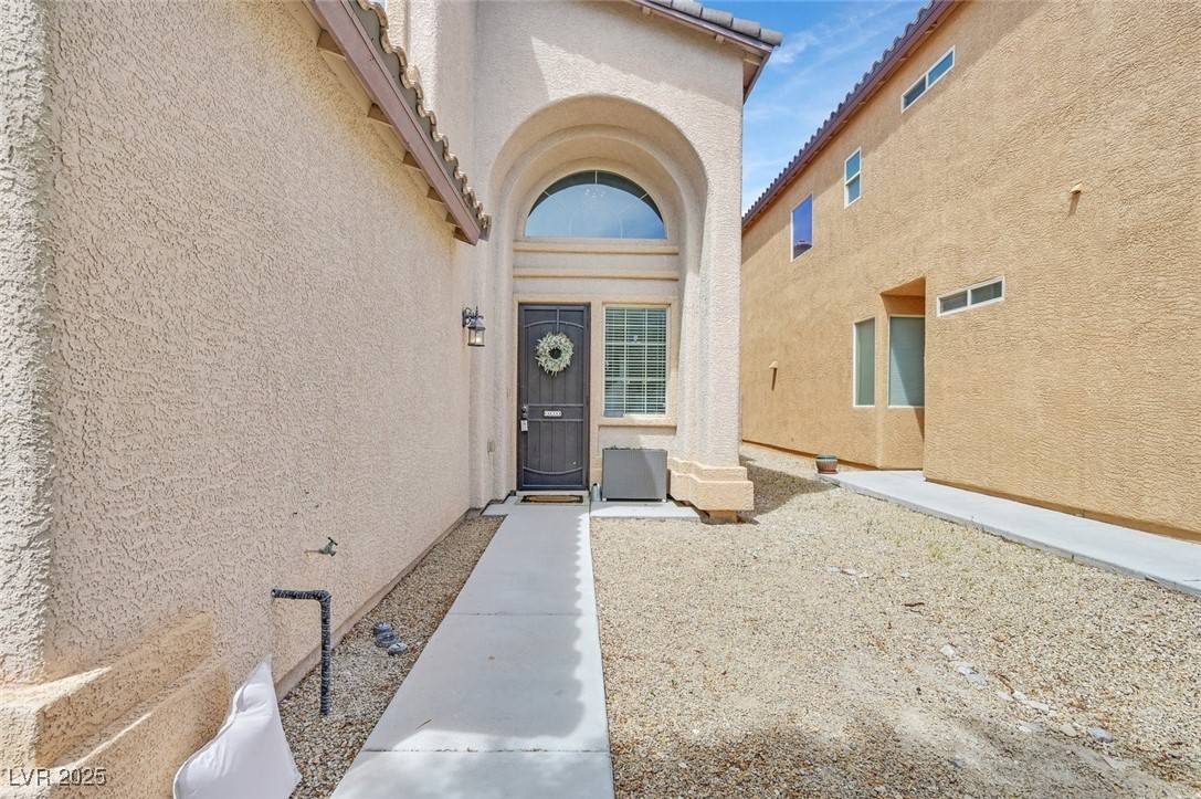 Las Vegas, NV 89149,6717 Lincoln Wood ST