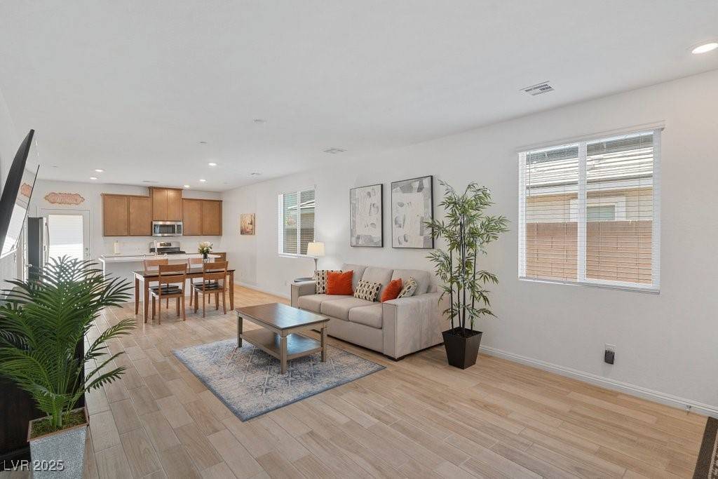 Henderson, NV 89052,3709 Neblina DR