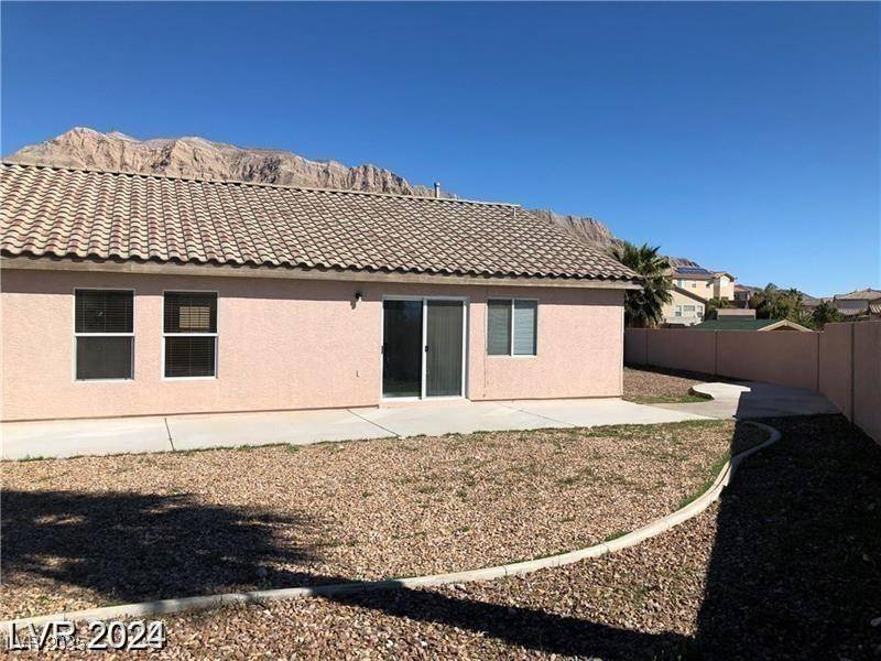 Las Vegas, NV 89110,1083 Sterling Peak ST