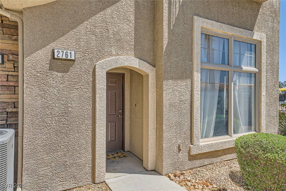 Henderson, NV 89074,2761 Red Vista CT