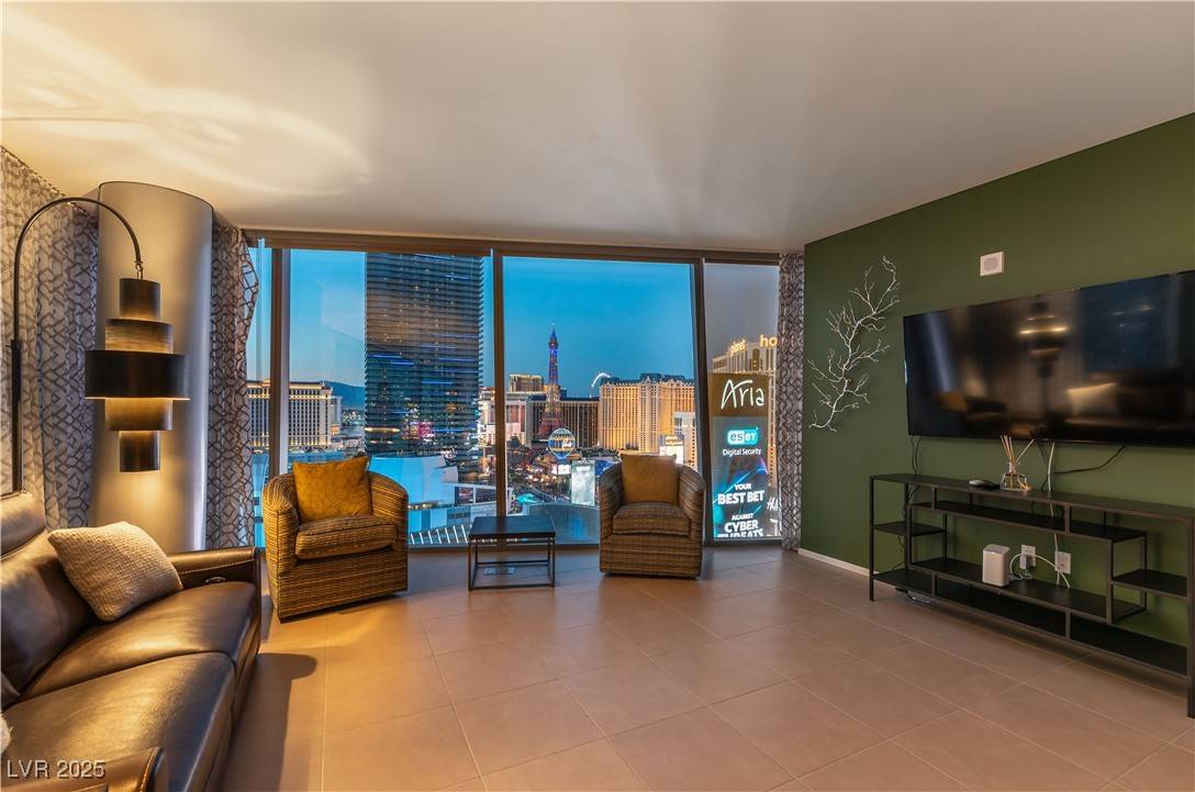 Las Vegas, NV 89158,3722 Las Vegas BLVD #1908