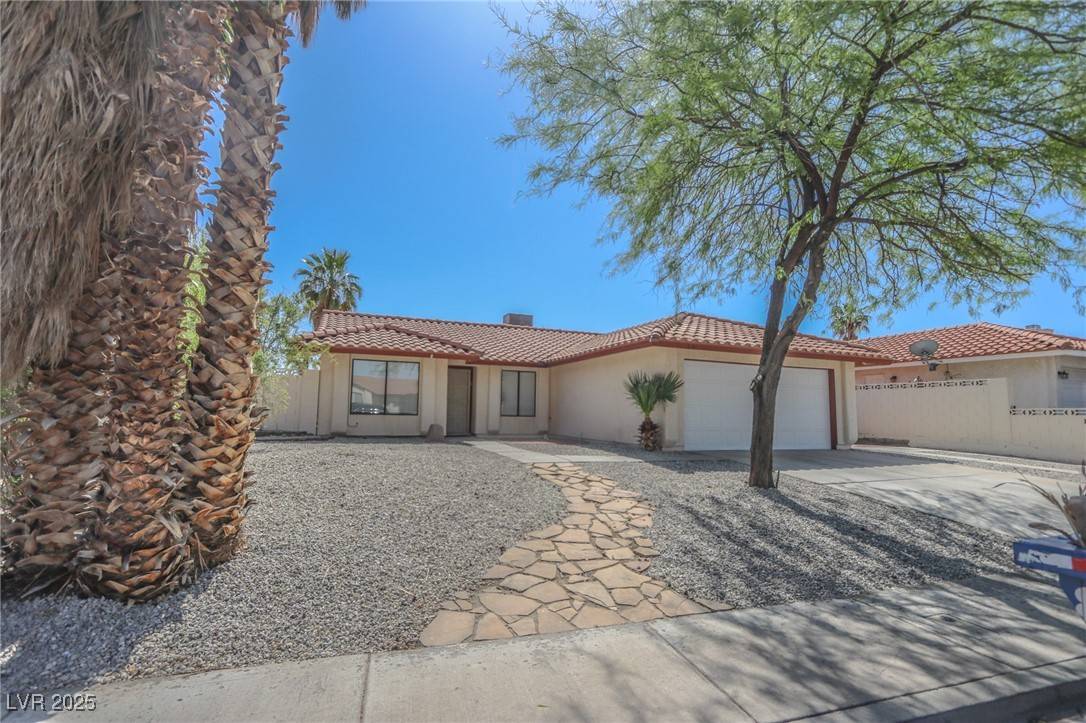 Henderson, NV 89015,134 Saint Albans DR