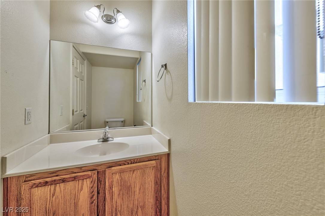 Las Vegas, NV 89122,6381 Pronghorn Ridge AVE