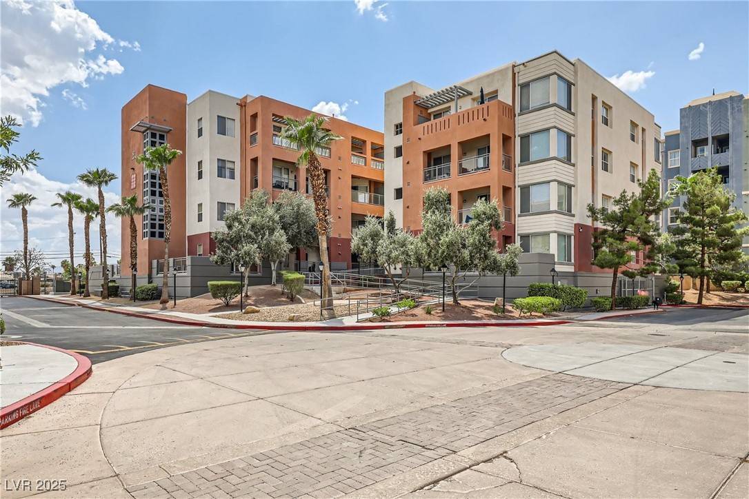 Las Vegas, NV 89123,63 E Agate AVE #509